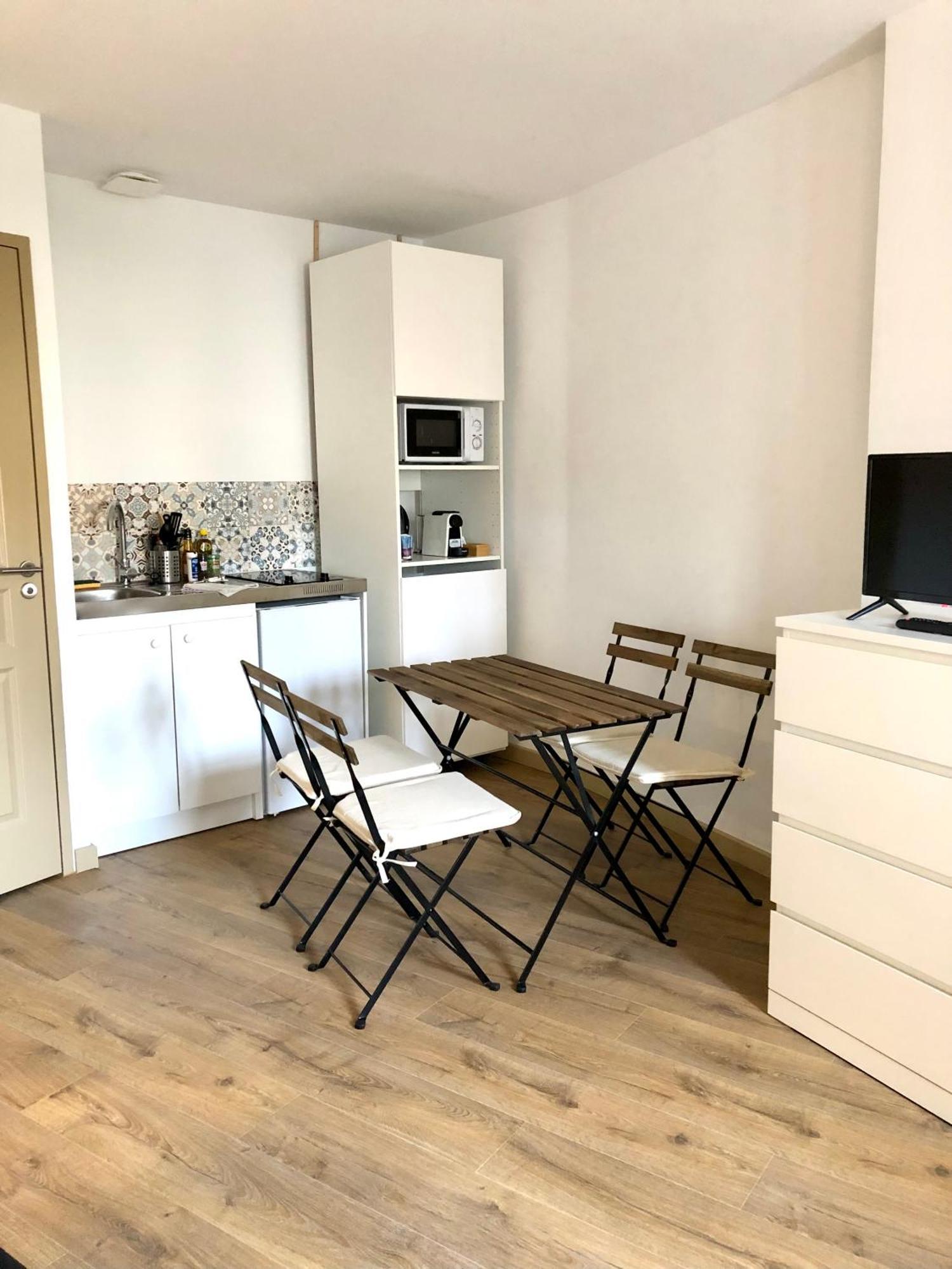 Logement Neuf, Tout Confort, Au Coeur Du Village Saint Didier  Eksteriør billede