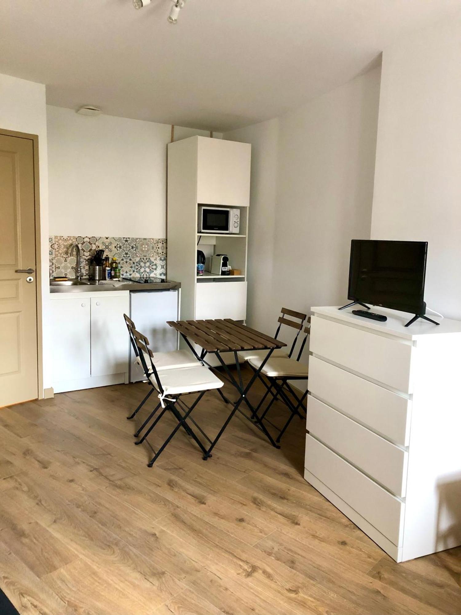 Logement Neuf, Tout Confort, Au Coeur Du Village Saint Didier  Eksteriør billede